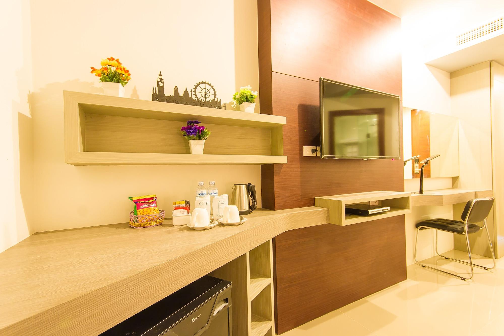 Hemingways Silk Hotel Patong Εξωτερικό φωτογραφία
