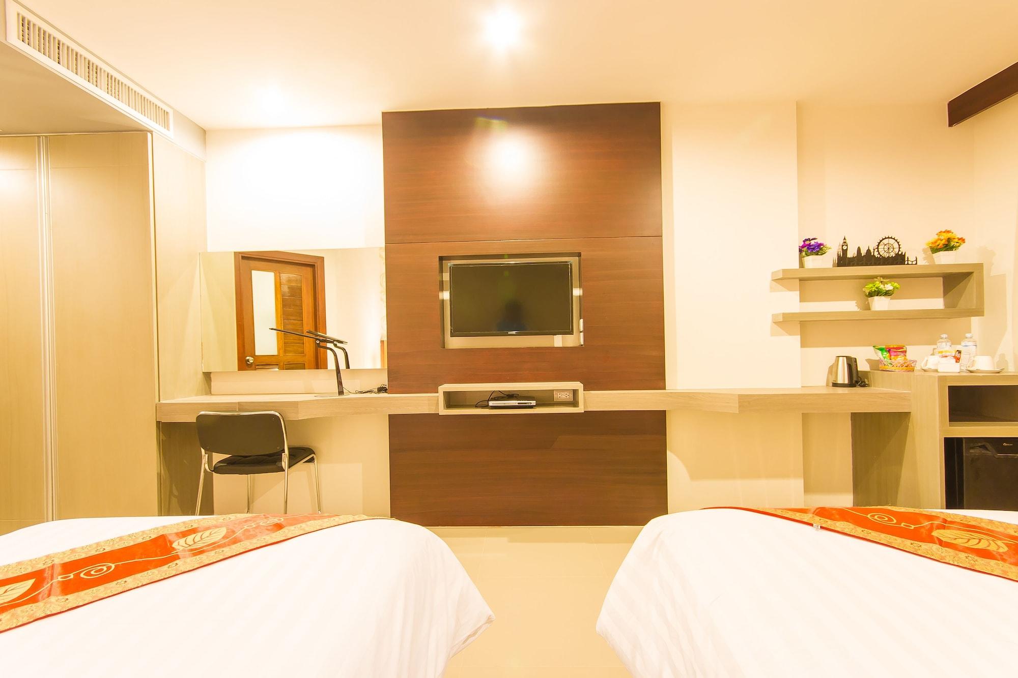 Hemingways Silk Hotel Patong Εξωτερικό φωτογραφία