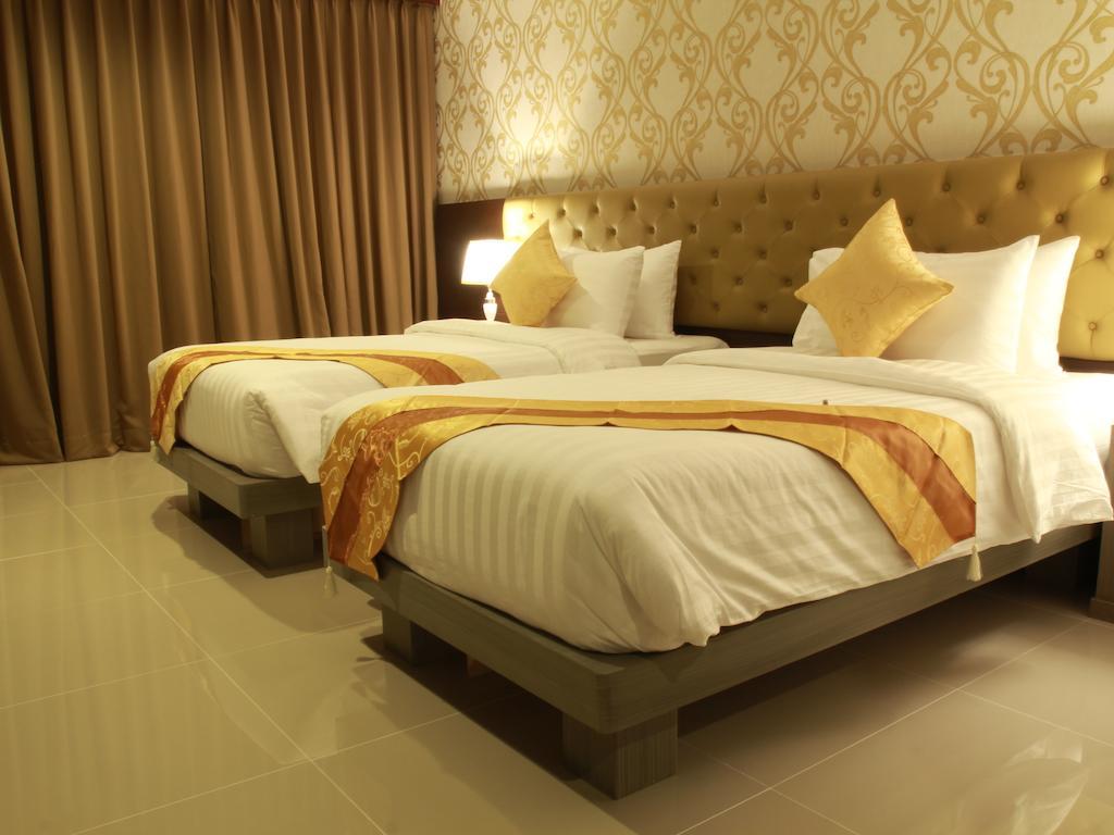 Hemingways Silk Hotel Patong Εξωτερικό φωτογραφία